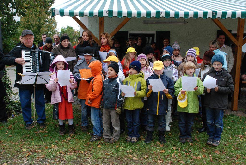 Die Begr&uuml;&szlig;ung