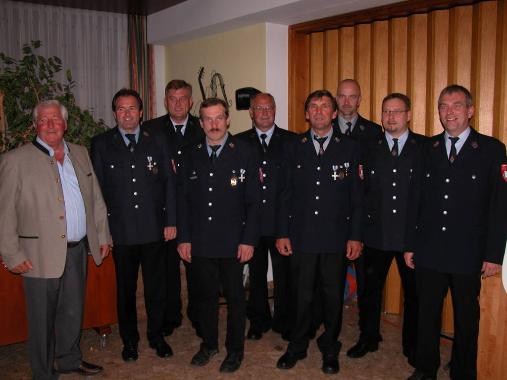 Ehrenzeichen verliehen