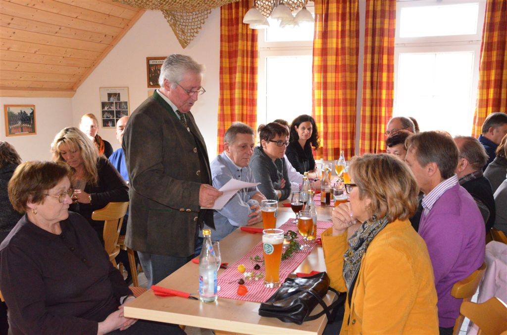 B&uuml;rgermeister Erwin Rist bei der Begr&uuml;&szlig;ung