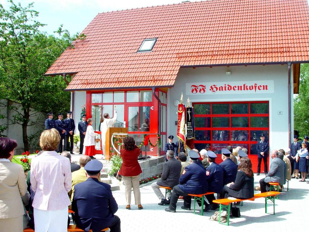 Weihe durch Pfarrer Gietl