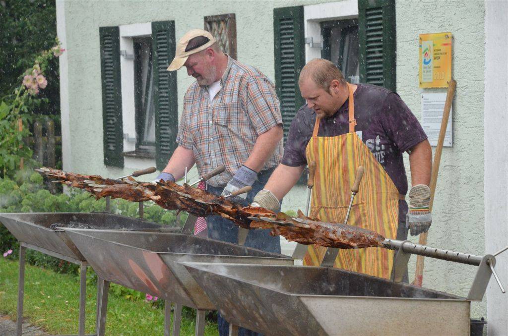 Trotz Regen bei der Arbeit