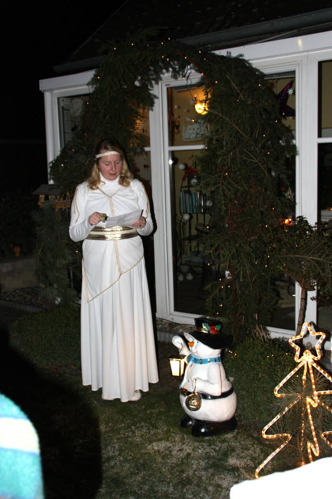 Weihnachtsfenster 09 Spitzer