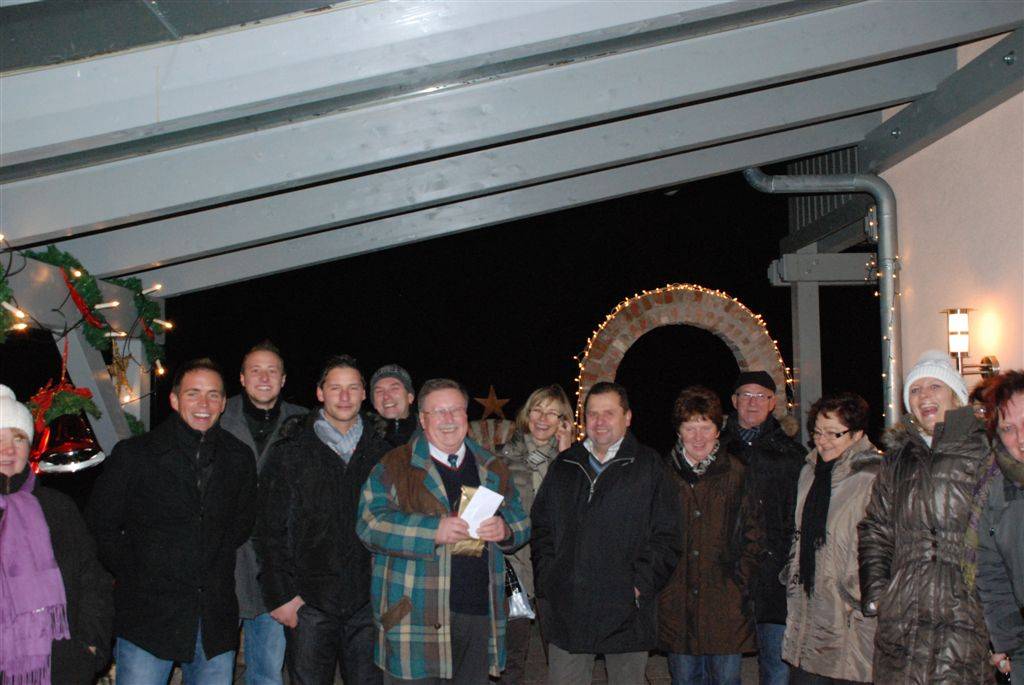 Wenzel mit Gratulanten